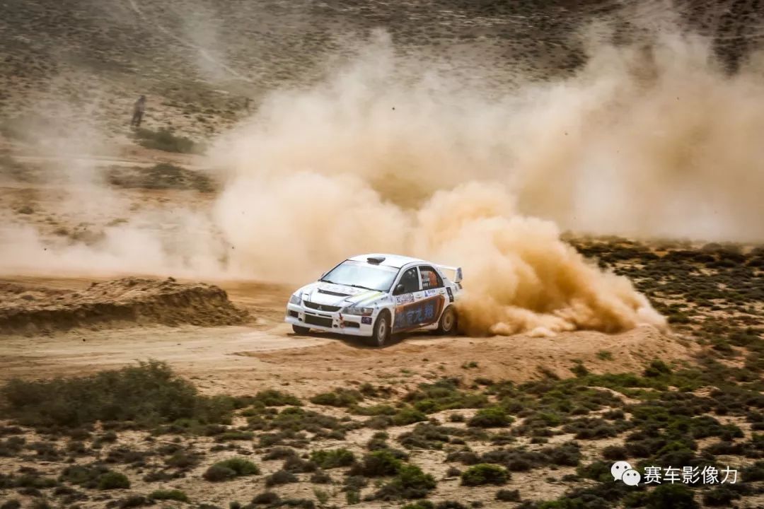 风云变幻,选手积极应战争夺优势的简单介绍 风云变幻,选手积极应战争夺优势的简单介绍