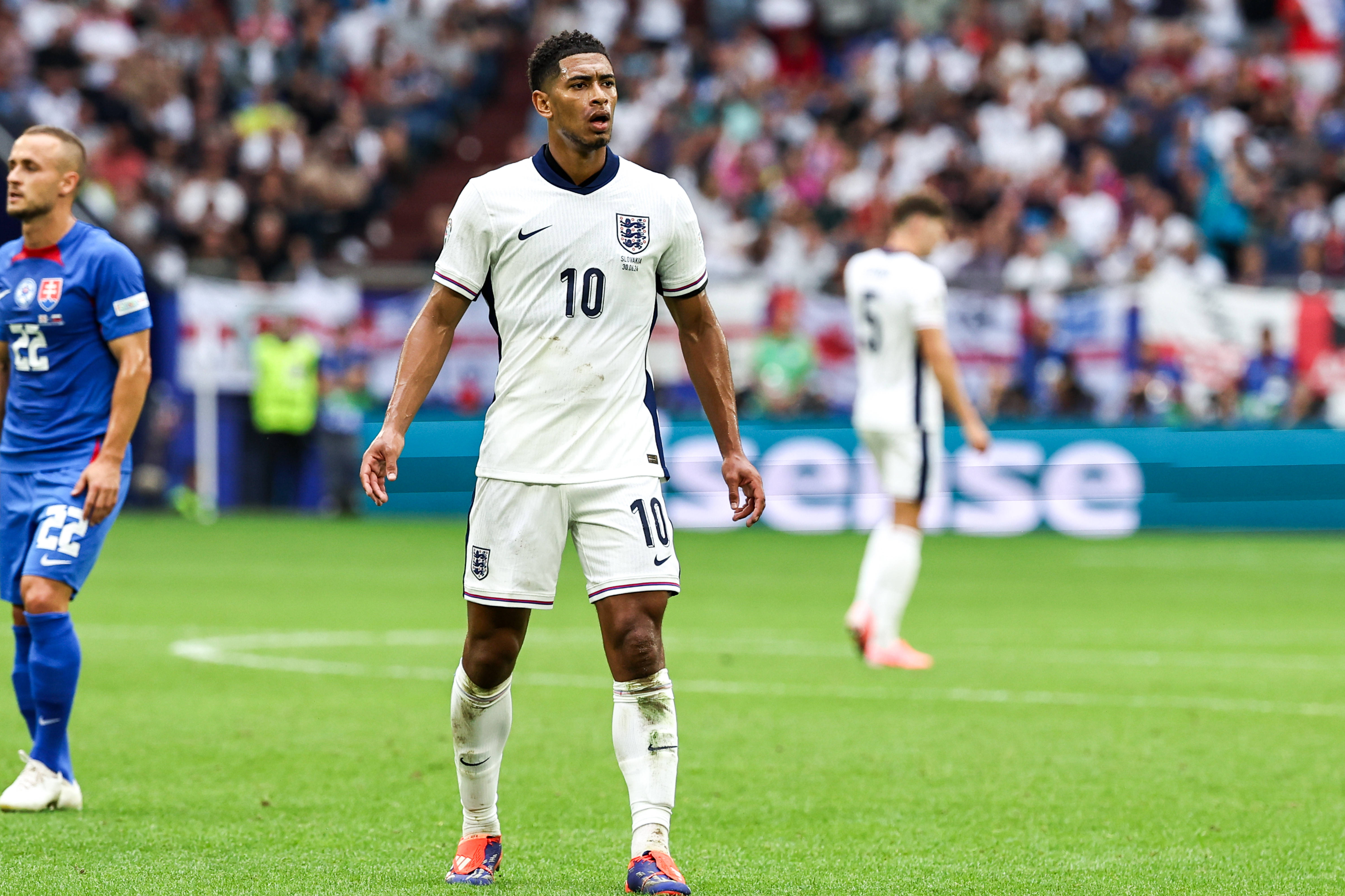 开云体育入口-比利时国家队顺利晋级进入八强