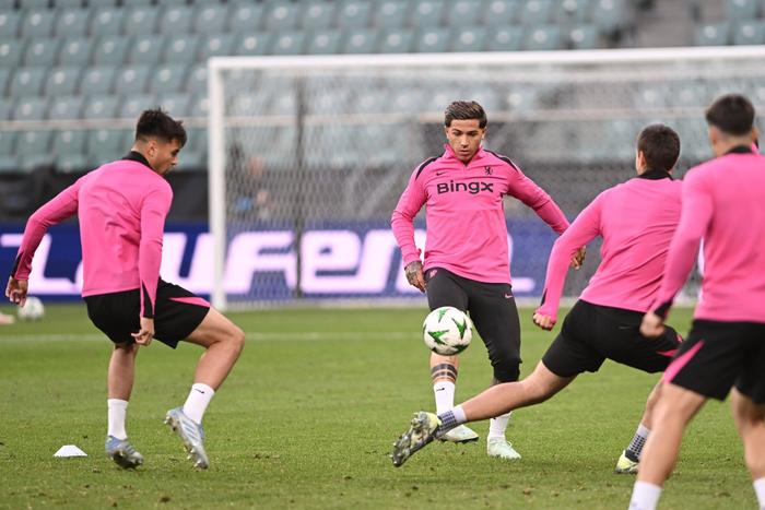 切尔西球员积极备战下一场欧洲比赛的简单介绍 切尔西球员积极备战下一场欧洲比赛的简单介绍