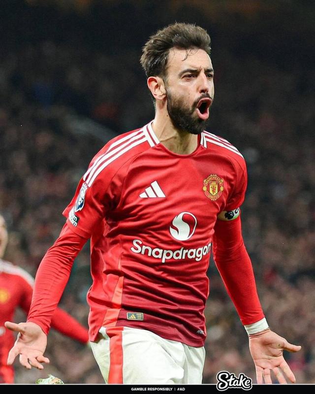 曼联防线坚不可摧:攻守兼备斗志昂扬的简单介绍 曼联防线坚不可摧:攻守兼备斗志昂扬的简单介绍