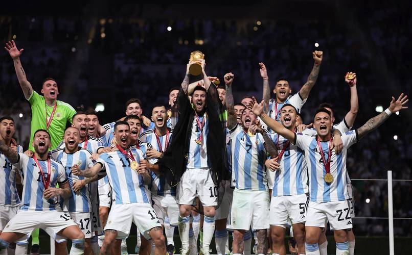 开云体育网页版-阿根廷客场胜德国，小组竞争日益白热化的简单介绍