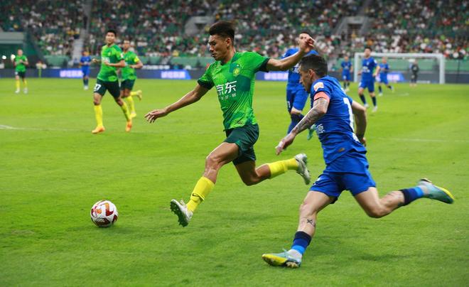 关于北京人和主场击败对手，豪取三分握领跑的信息