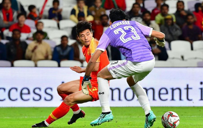 开云体育入口-广州富力门将扑出点球，助球队逆转胜利