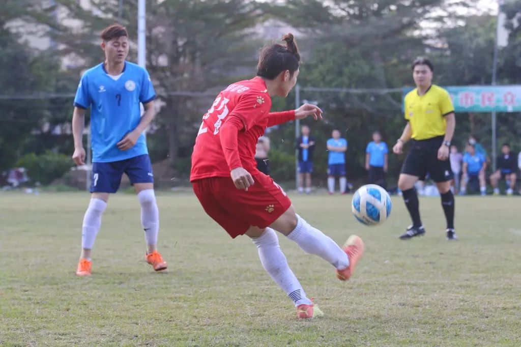 日本顶级女子足球联赛冠军诞生