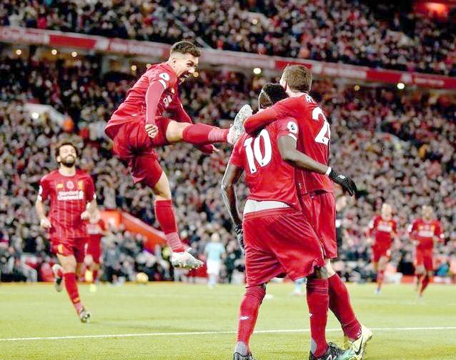 阿森纳主场告捷,青年后卫脱颖而出 阿森纳主场告捷,青年后卫脱颖而出