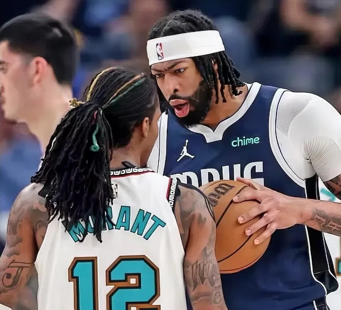 包含戴维斯杀死对手！雷霆队取得平局告别坚强的词条