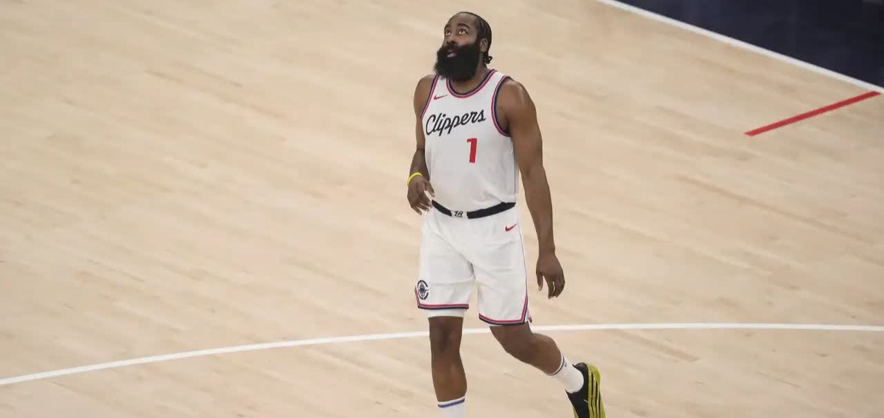 开云体育网页版-关于快船轻取国王！哈登贡献+，奉献大号三双的信息