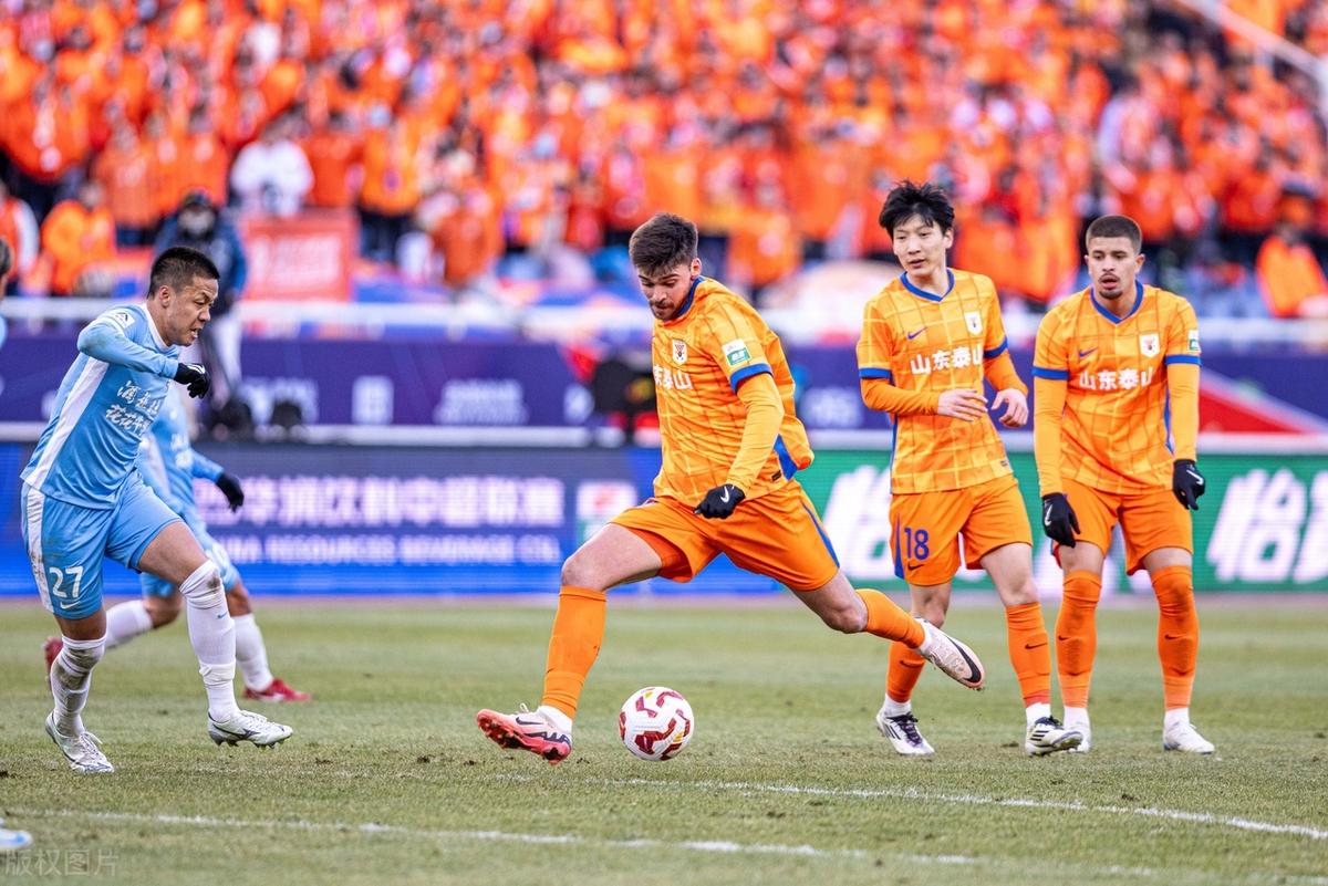 关于势均力敌!比赛场上胜负难分的信息 关于势均力敌!比赛场上胜负难分的信息