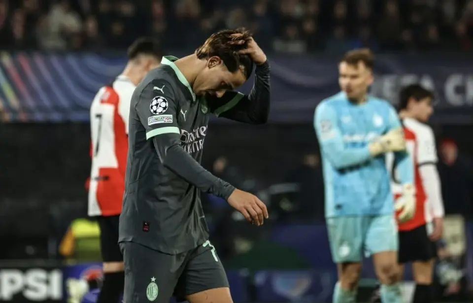 包含拜仁慕尼黑颓势难挽,欧冠淘汰赛命运多舛的词条 包含拜仁慕尼黑颓势难挽,欧冠淘汰赛命运多舛的词条