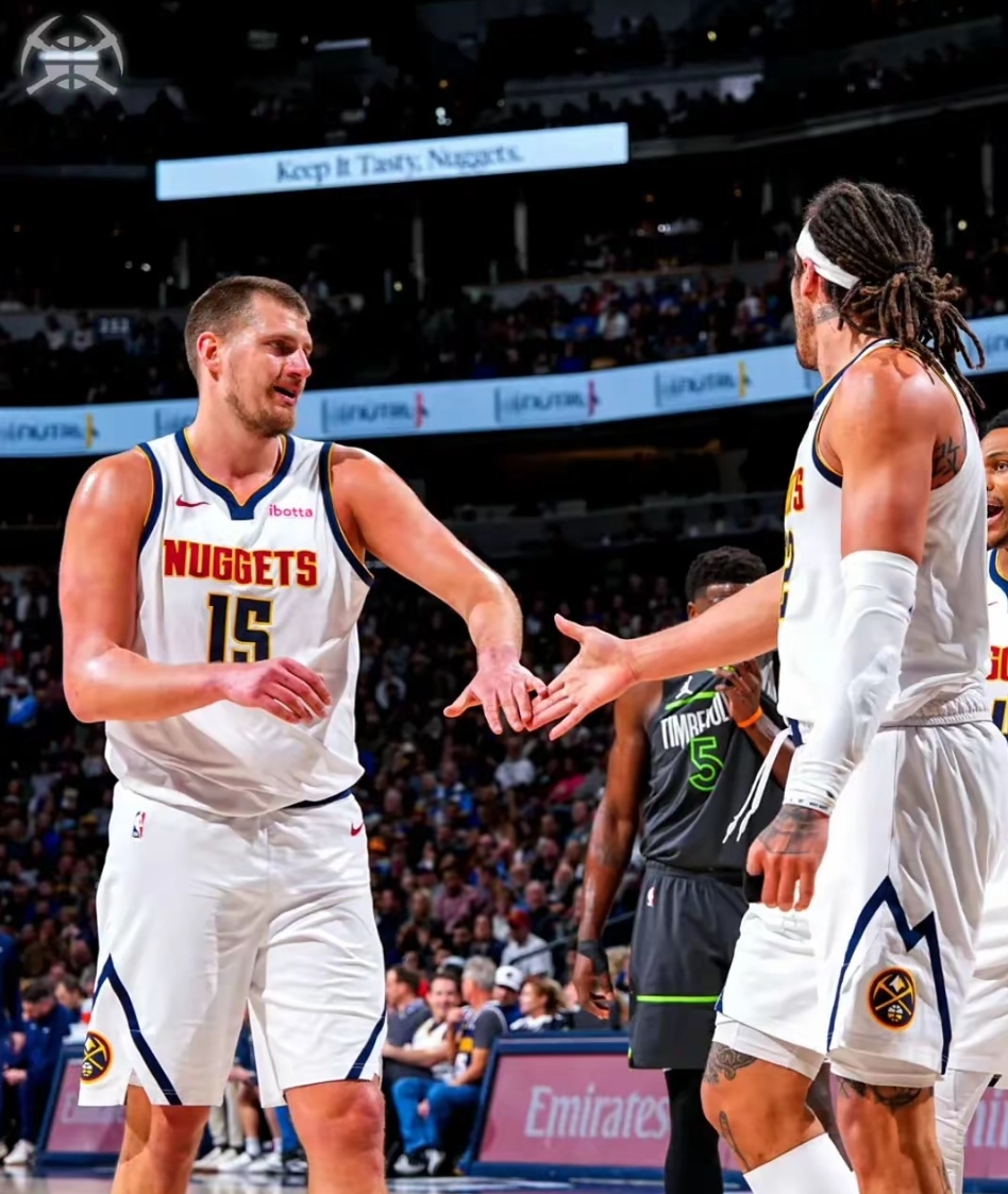 开云体育平台-雄鹿扳平太阳，季后赛大战白热化的简单介绍